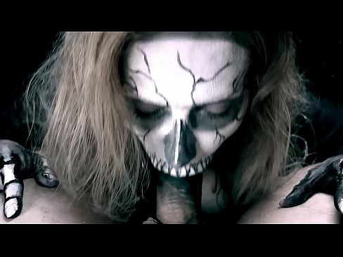 ❤️ Demoniczna dziewczyna ssąca kutasa swoimi czarnymi ustami i połykająca spermę. ❤️❌ Porn video at us pl.sfera-uslug39.ru ☑